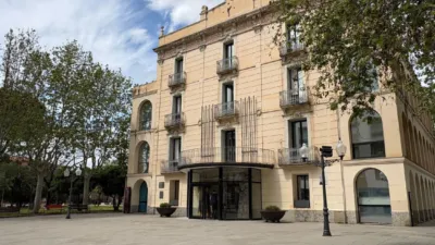 Apartment at Cl Angelines de Les, No. 81 photo 8